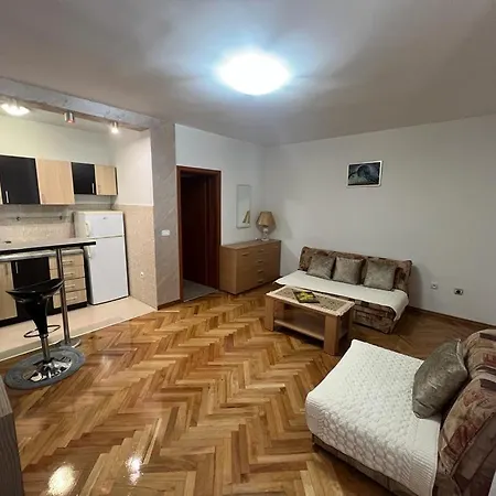 Budva Apartments *